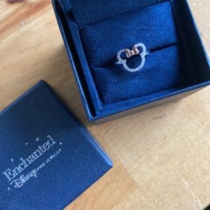 Disney Enchanted Minnie Diamond Outline Ring w Rose Gold SZ 9